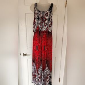 Elegant Red and Black Patterned Maxi Dress
